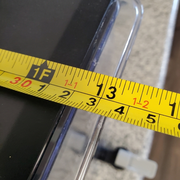 Brita Water Filter Dispenser with Black Lid - Picture 9 of 9